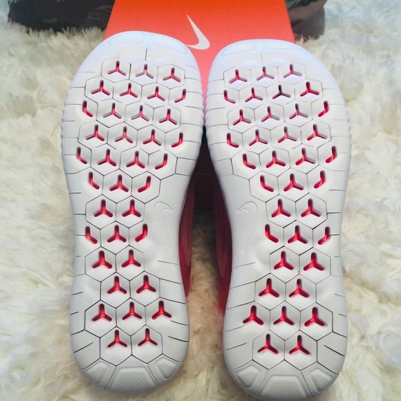 🔥NIB Nike Free RN 2018🔥 - Picture 5 of 8